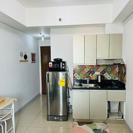 Beacon Makati Condo Free Pool Access Free Wifi 100Mbps & Free Netflix Manila Exteriör bild