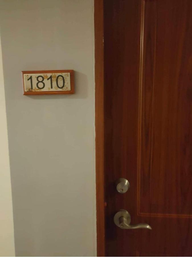 Beacon Makati Condo Free Pool Access Free Wifi 100Mbps & Free Netflix Manila Exteriör bild